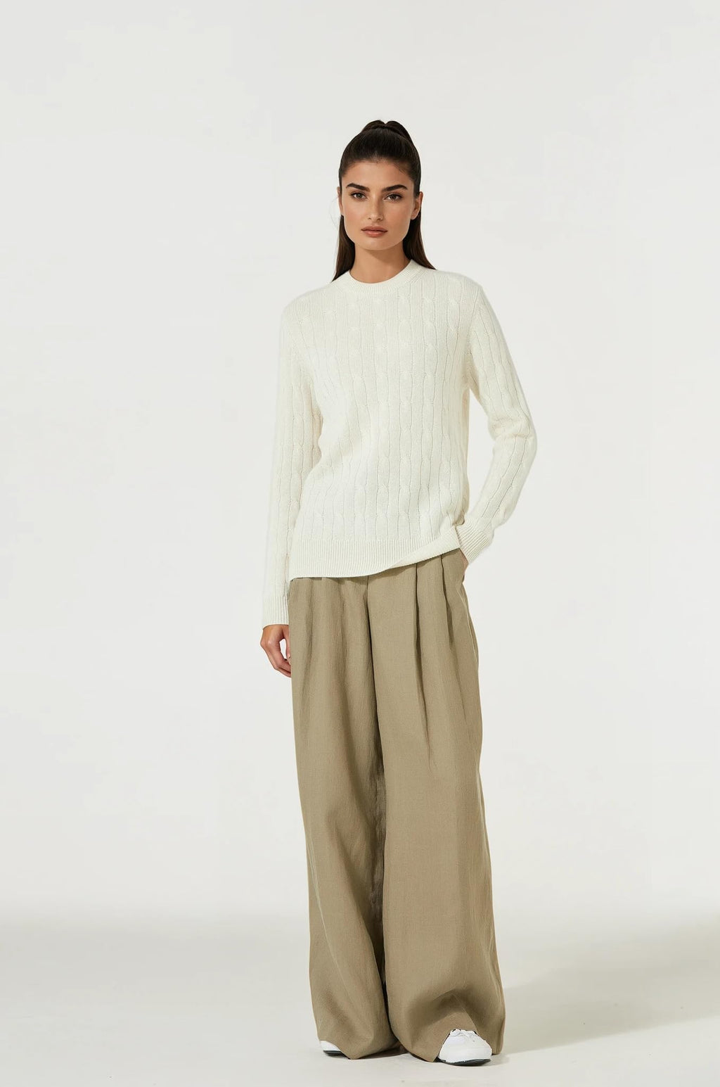 Women’s Cashmere Cable Sweater