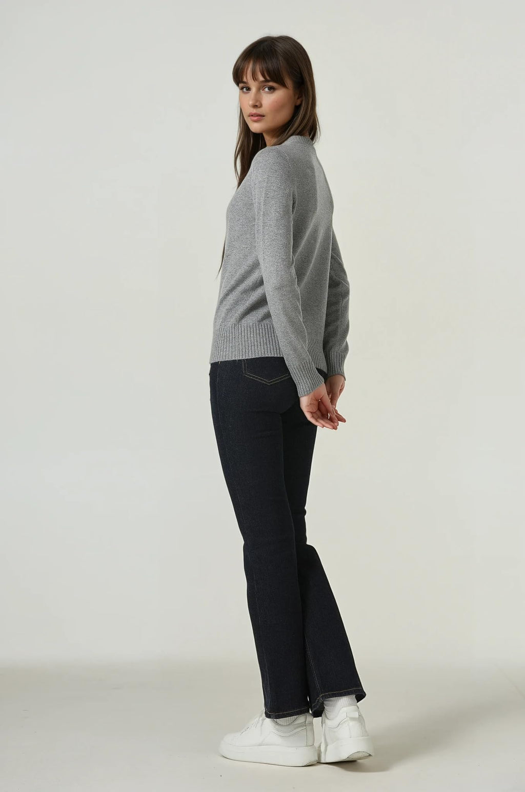 Hearth Cashmere Round Neck Sweater